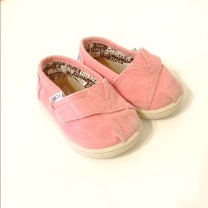 Toms pink Toddler size 3